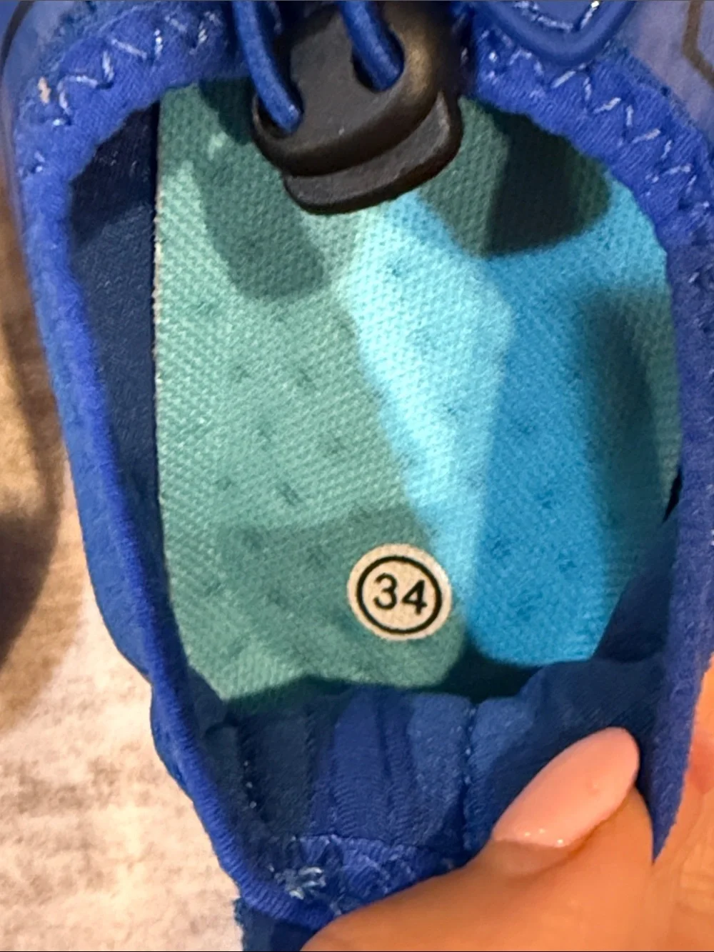 NWOT Youth kids size 3-4 water shoes Slip-On